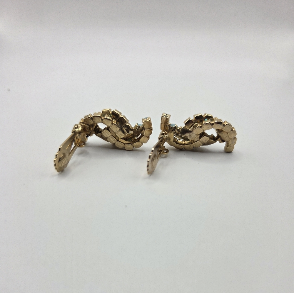 VTG 1960s Blue & Gold AB Rhinestone Wave/Swirl Brooch And Clip Earrings UNSIGNED - Picture 9 of 12